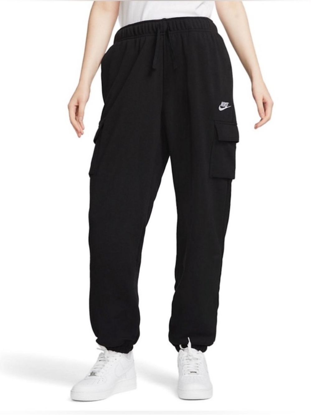Black Nike Women's Sportswear Club Fleece Mid-Rise Oversized Cargo Sweatpants